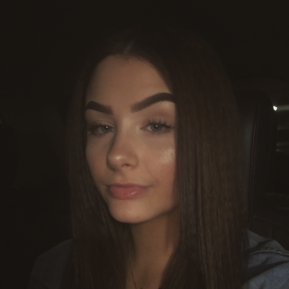 Meet your Posher, Alayna
